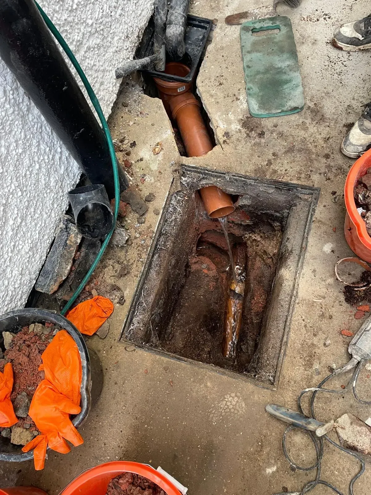 Emergency Drain Unblocking by Trueline Drainage Solutions